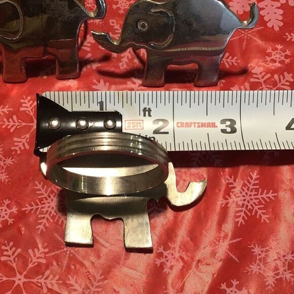 Napkin rings set family of elephants - Picture 5 of 5